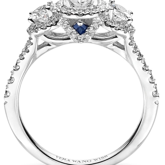 Vera Wang Wedding Ring - Picture 4 of 6